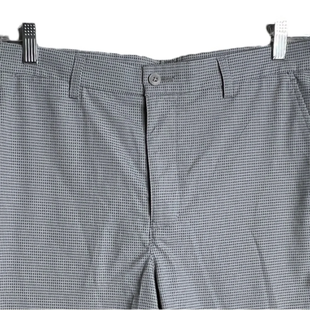 PGA Tour Shorts Mens 34 Gray White Check Plaid‎ Preppy Casual Golf Sportswear
